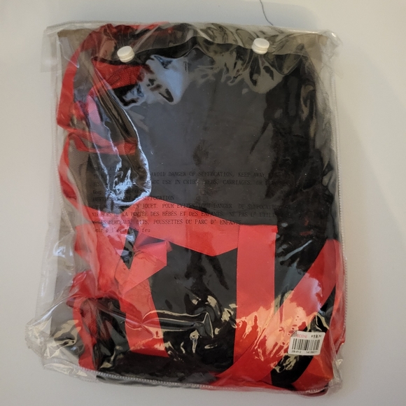 Halloween costume - black and Red  Witch - one size fits all OS - Picture 2 of 5